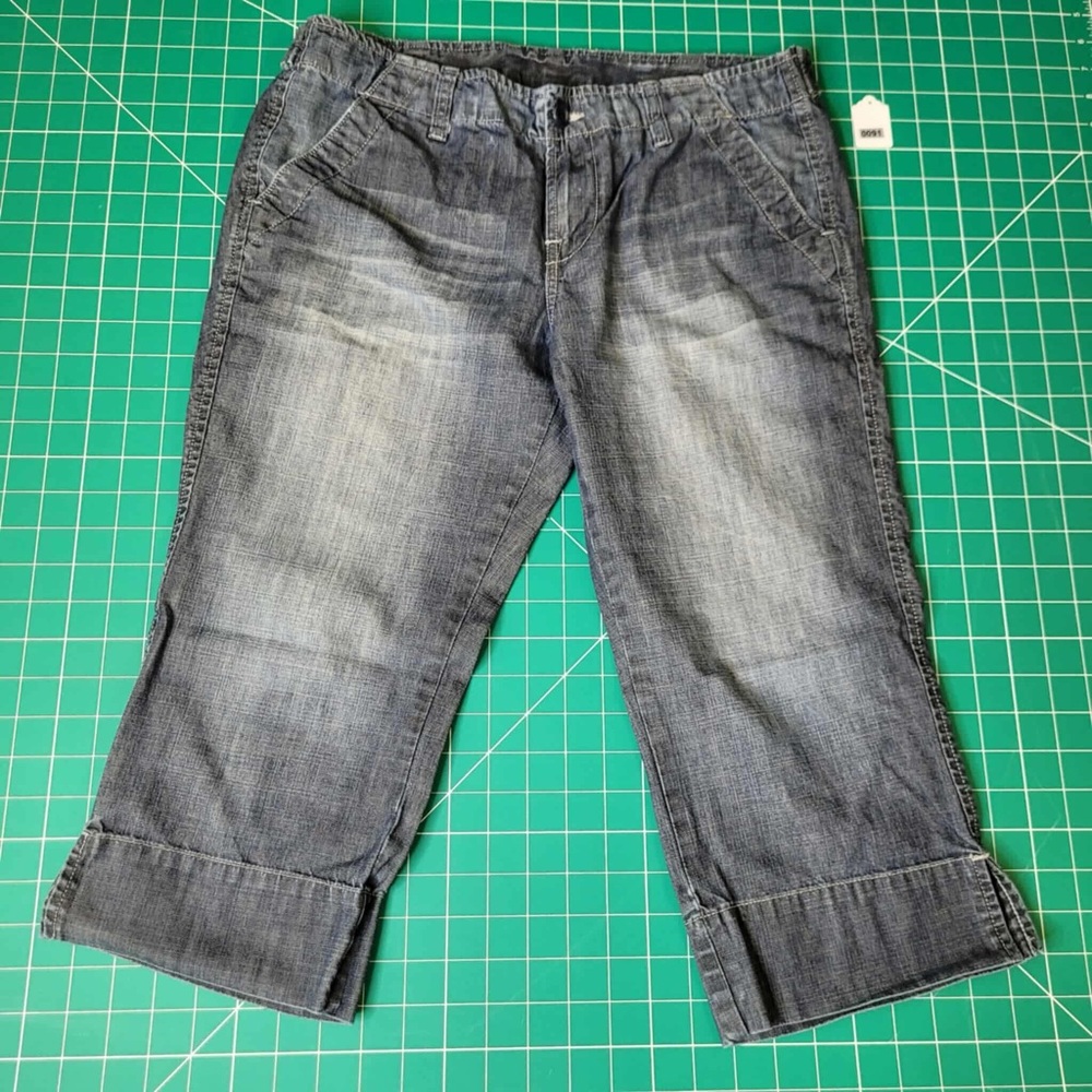 Lucky brand size 29 waist shorts #091